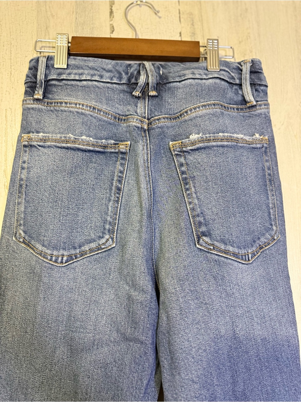Good American Good Curve Straight Jeans Super High Rise Sz 4 / 27 Raw Hem - Picture 6 of 9